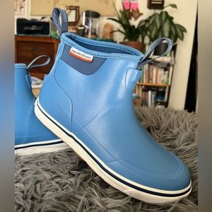 Grunden’s Deck Boss Boots Blue Size 8